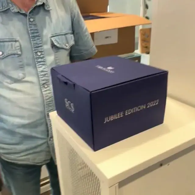 خدمات حکاکی لیزری حرفه‌ای تورنتو Laser engraving، عکس 2 از اینستاگرام