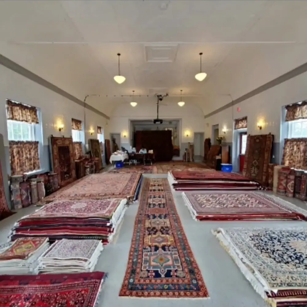 گالری فرش عتیقه سلطنتی، عکس 2 از اینستاگرام