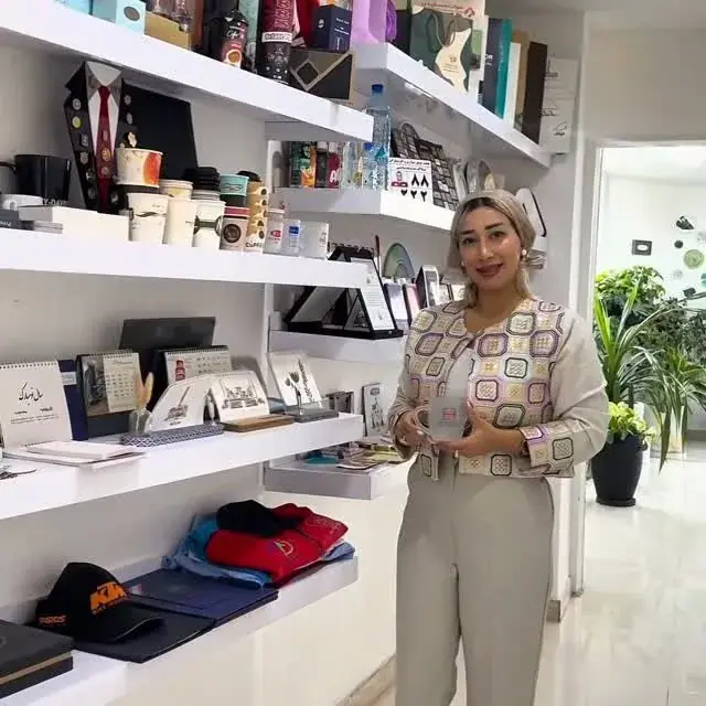 سیامک بیشه بان، عکس 3 از اینستاگرام